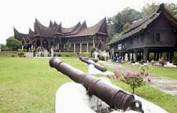 Negeri Sembilan Museum & Crafts and Culture Complex